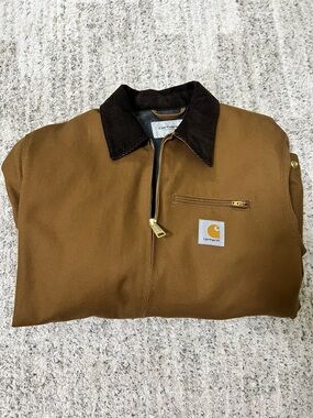 Carhartt Brown Duck Half-Zip Jacket with Dark Corduroy Collar